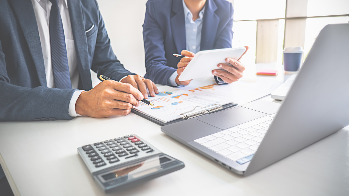 Sales pipeline charts